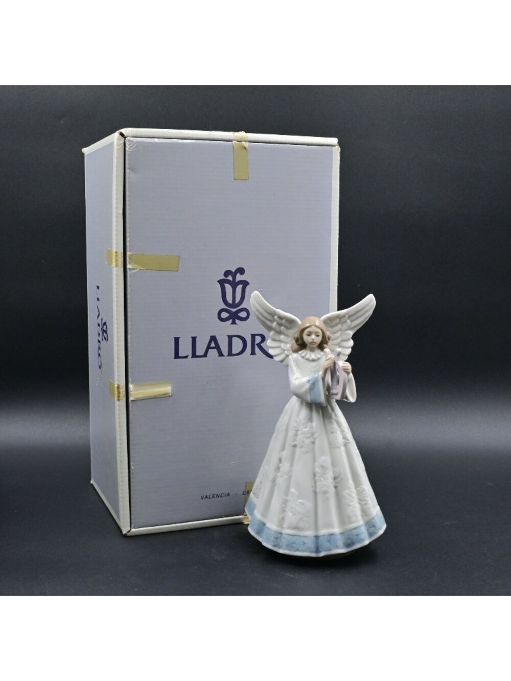 Lladro Heavenly Harpist Angel with Lyre Figurine 5830 Retired Vintage W/ Box